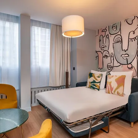 West 4* Paris